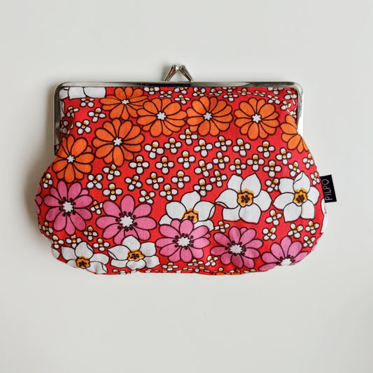 Penaali Retro Flowers