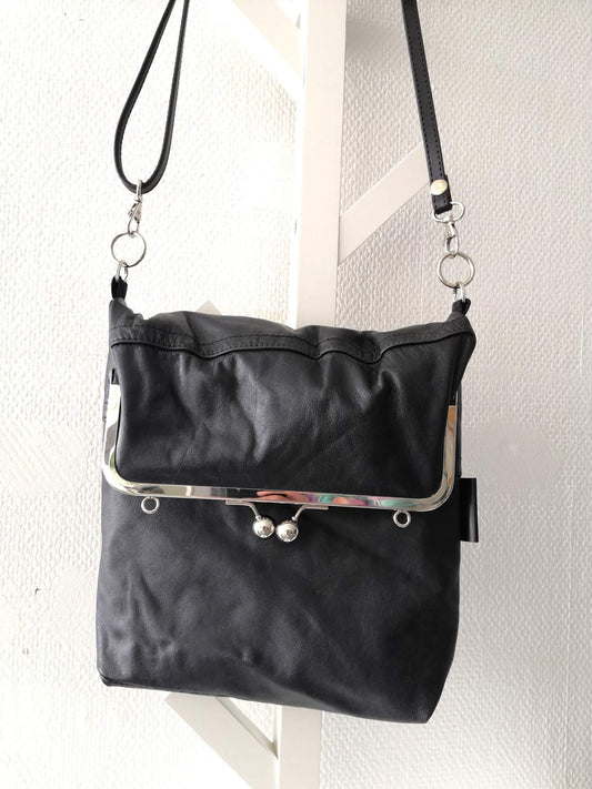 Milla-taittolaukku L-koko, kierrätysnahkaa